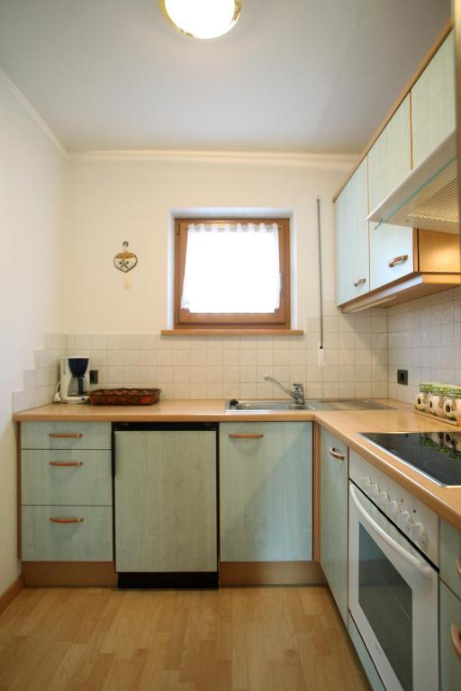 Ciasa Rudiferia Appartamenti In Alta Badia Kamer foto
