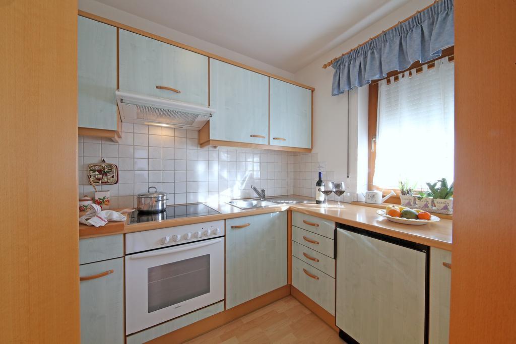 Ciasa Rudiferia Appartamenti In Alta Badia Kamer foto